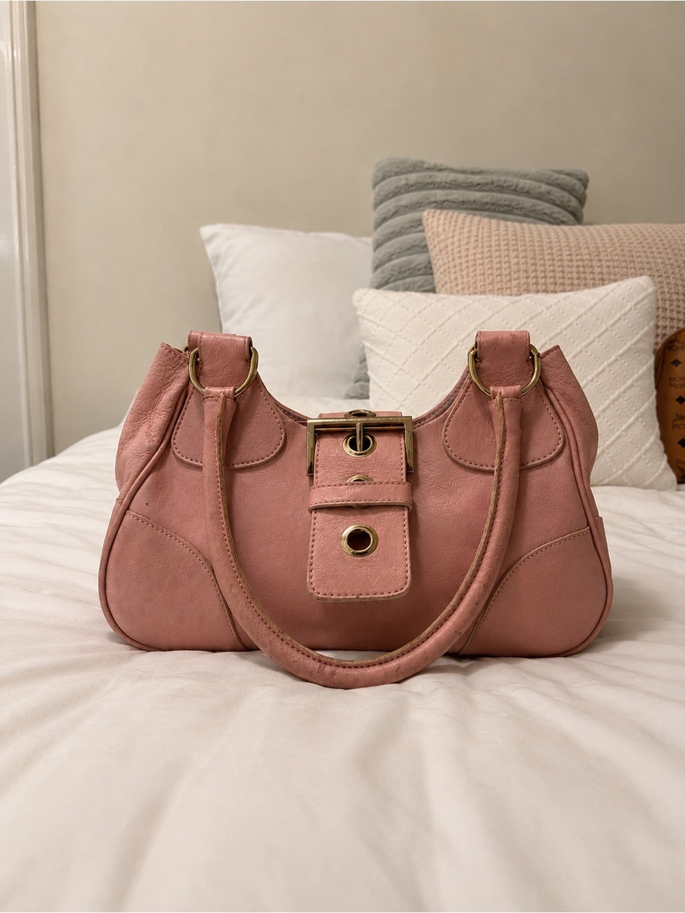 💕✨Authentic Vintage Prada Pink Leather Moon Bag - Vitello Daino Hobo